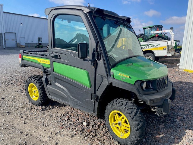  2023 John Deere XUV 835M at LandMark in Beatrice, NE