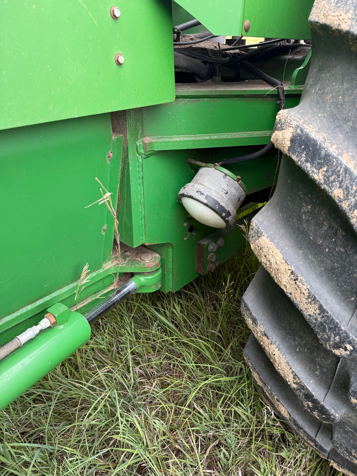  1990 John Deere 8760 at LandMark in Fairfield, NE