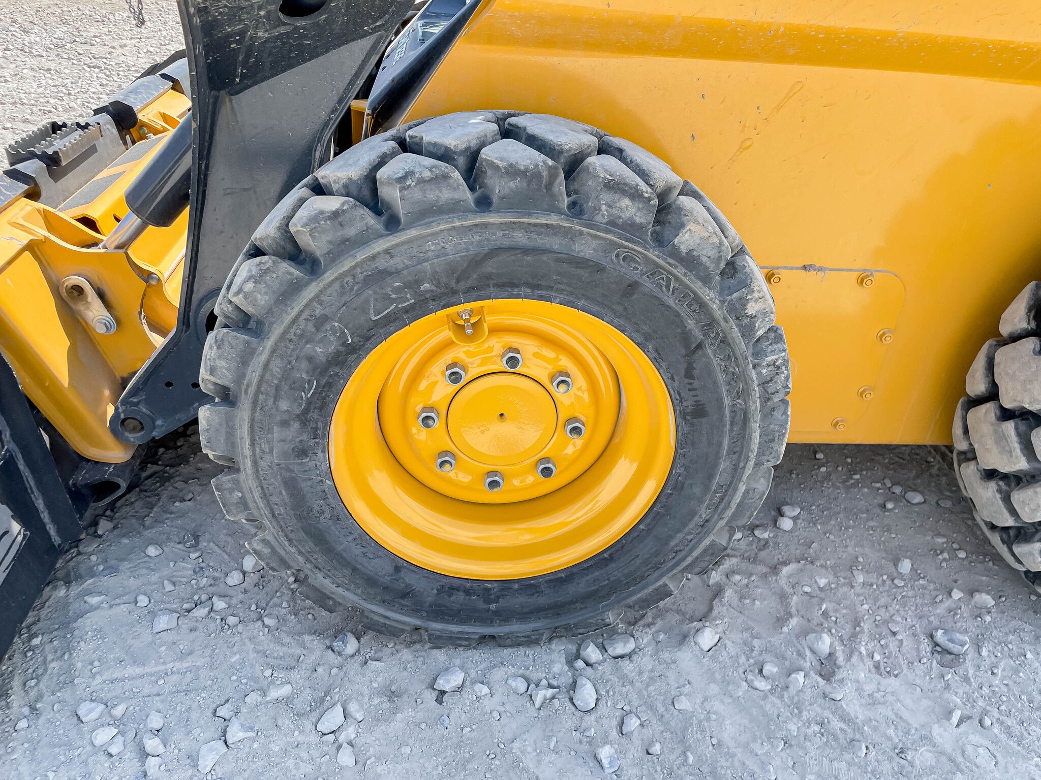  2023 John Deere 324G at LandMark in Hebron, NE