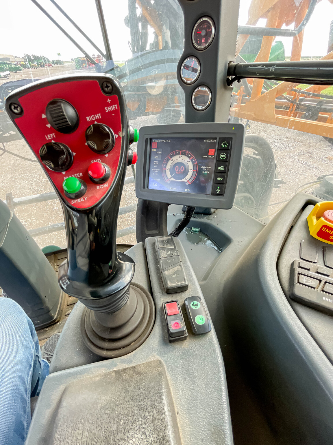  2014 Hagie STS12i at LandMark in Holdrege, NE