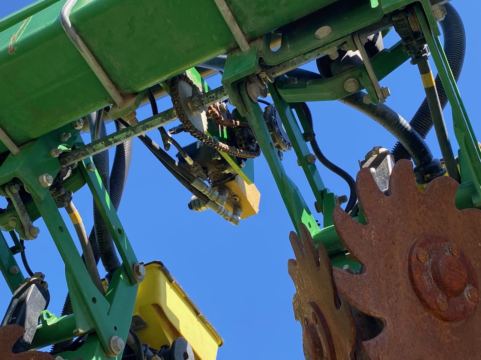  2016 John Deere 1725 CCS at LandMark in Kearney, NE