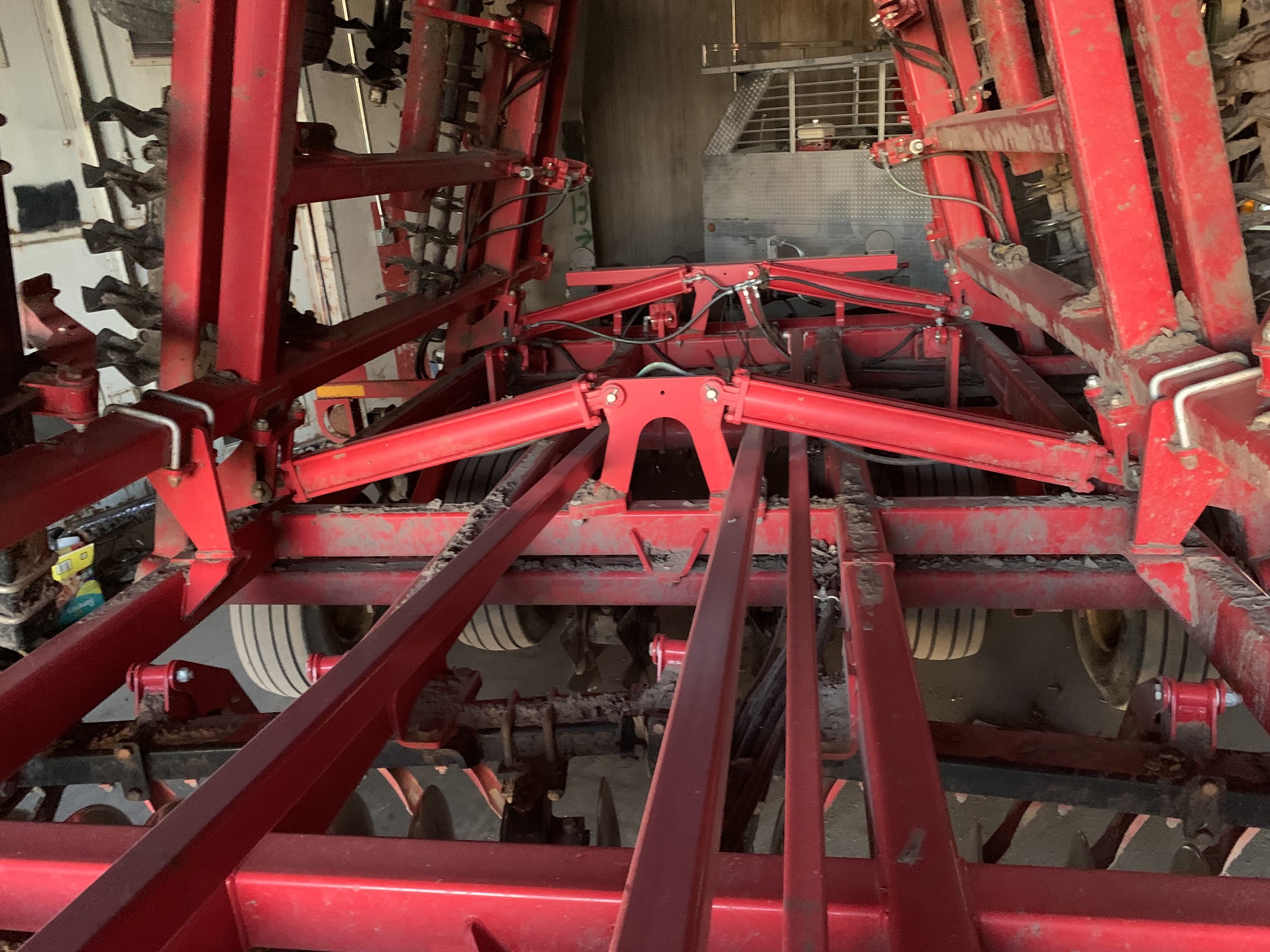  2021 Sunflower 6830-25 at LandMark in Minden, NE