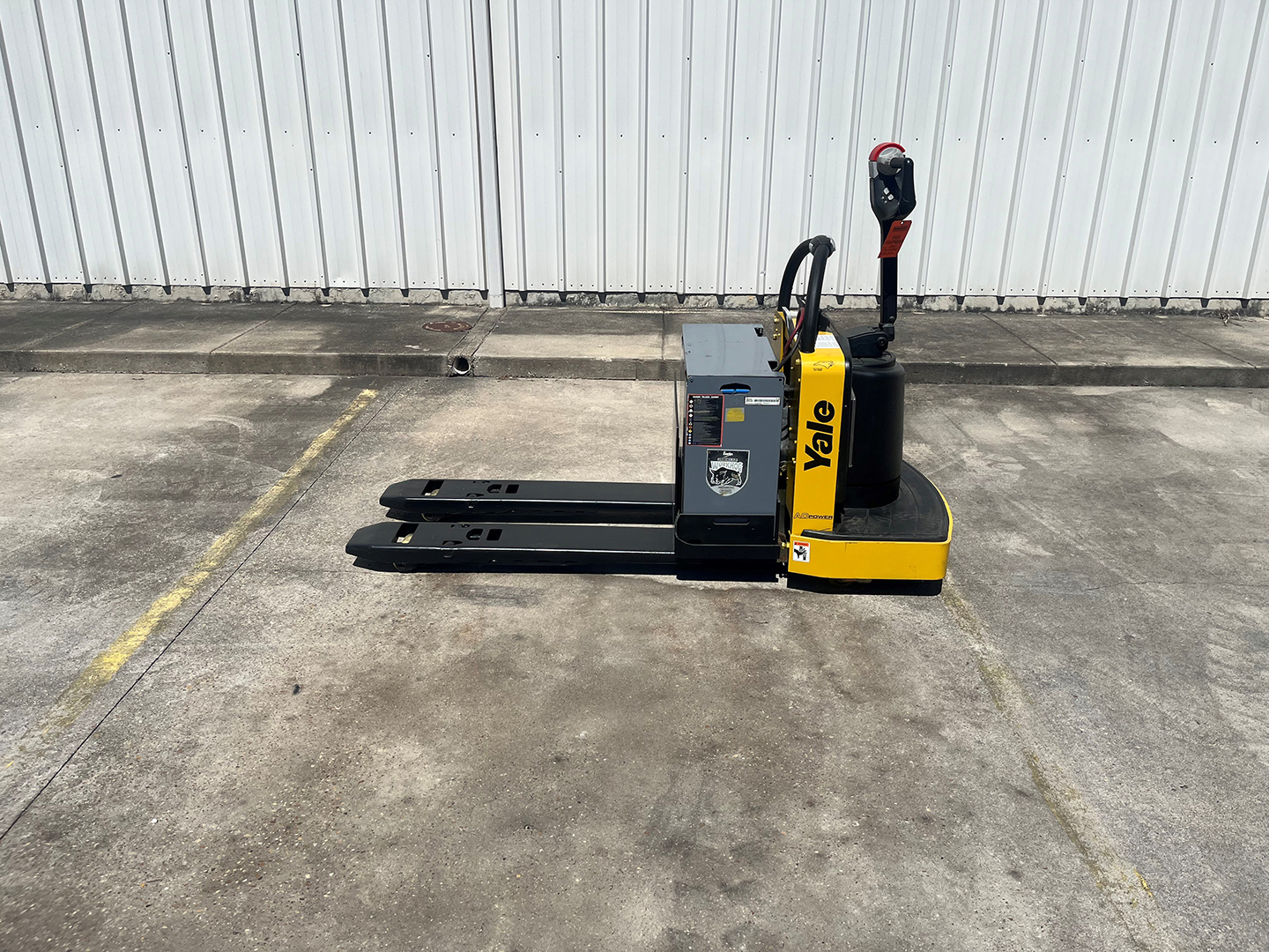 Used 2015 Yale MPE060LFN24T2748 at Briggs Equipment in New Orleans, LA