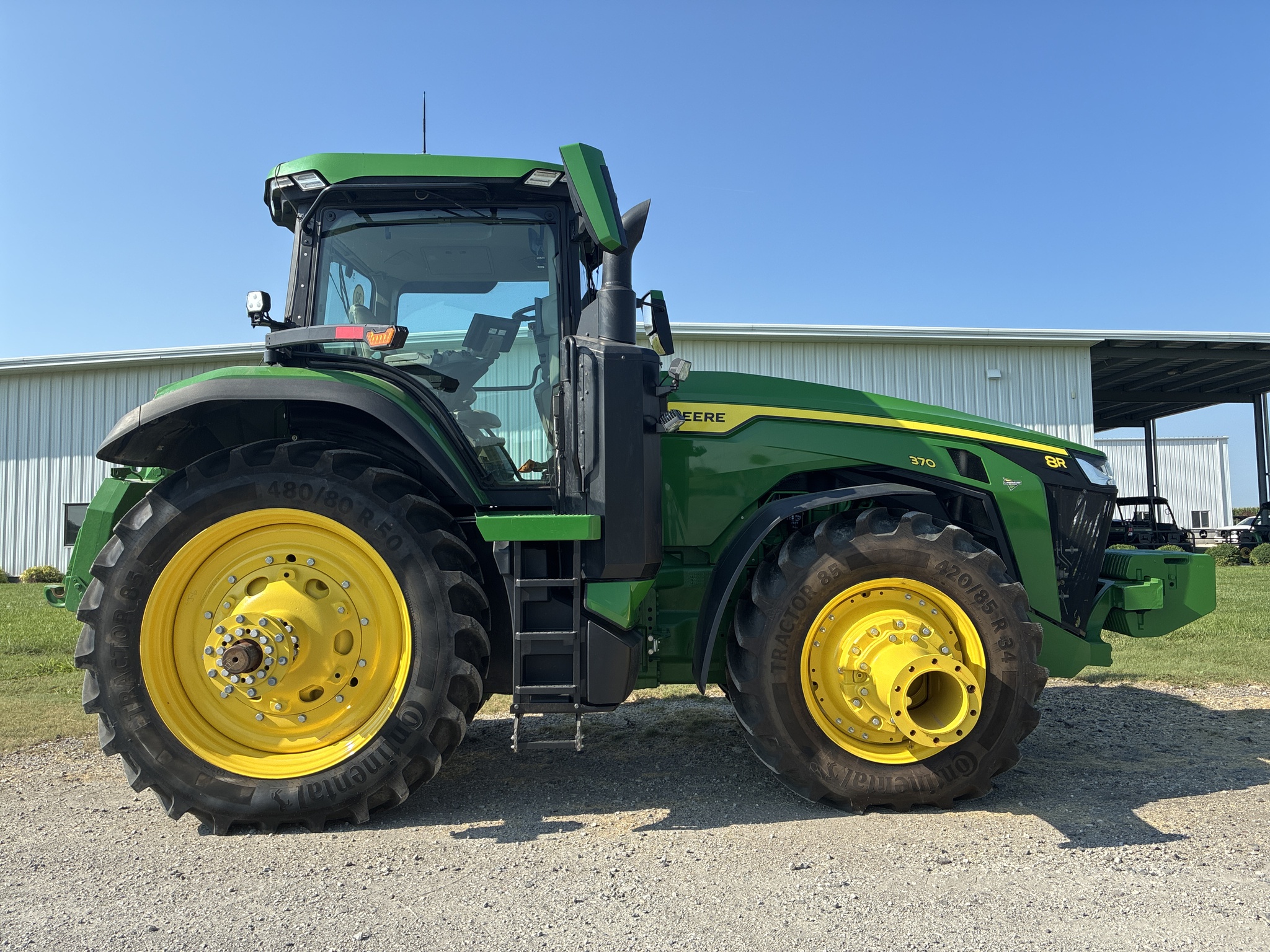  2024 John Deere 8R 370 at LandMark in Marysville, KS