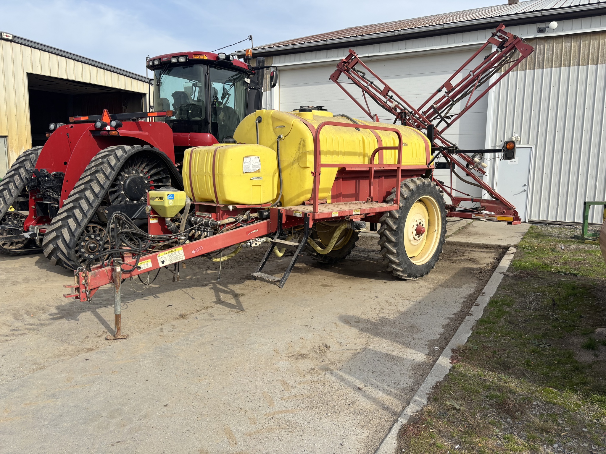 On Lot 2006 Century HD1000 at Tri County Equipment Sandusky, MI