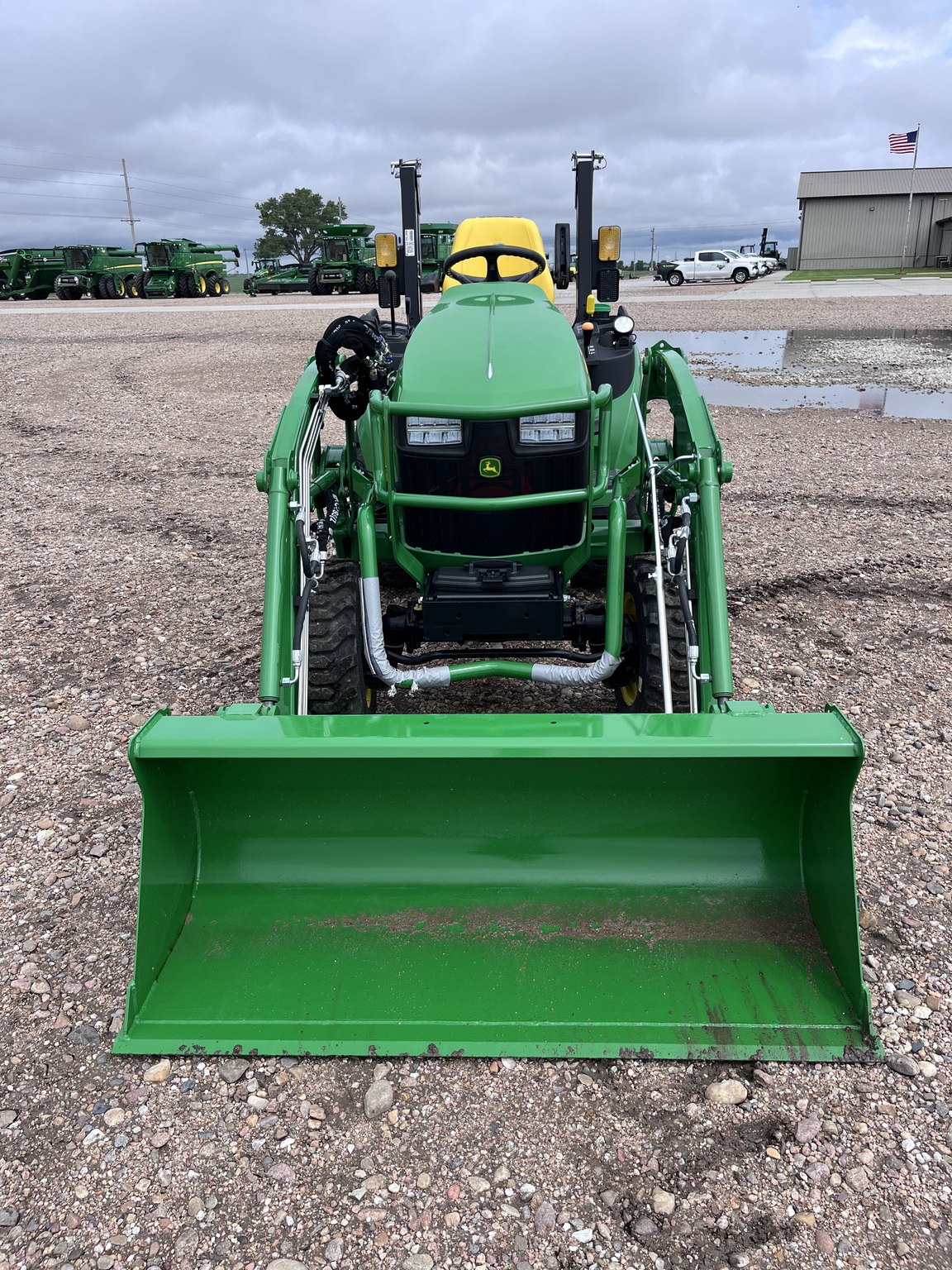   John Deere 2025R at LandMark in Minden, NE