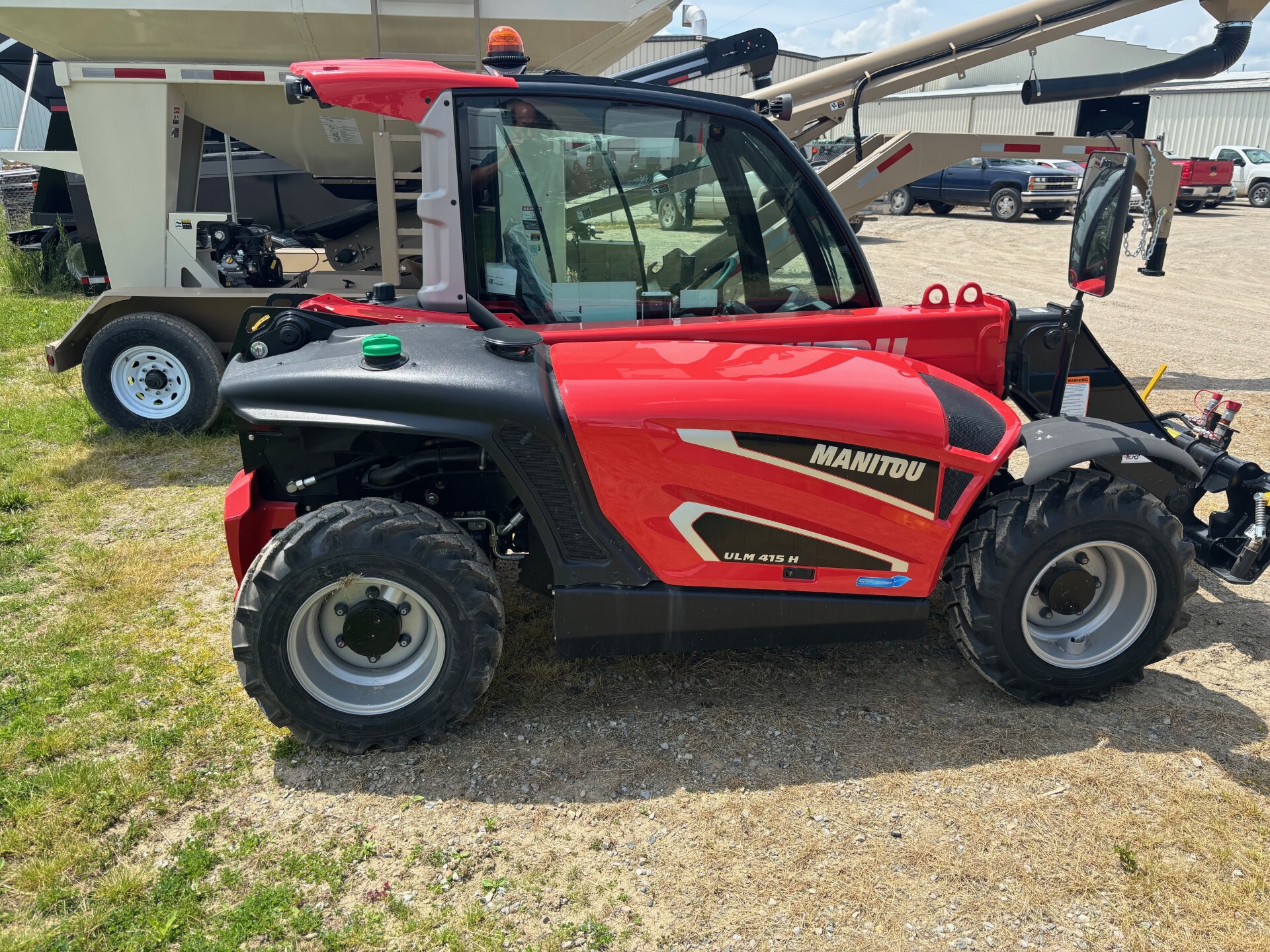 On Lot 2023 Manitou ULM415H at Tri County Equipment Sandusky, MI