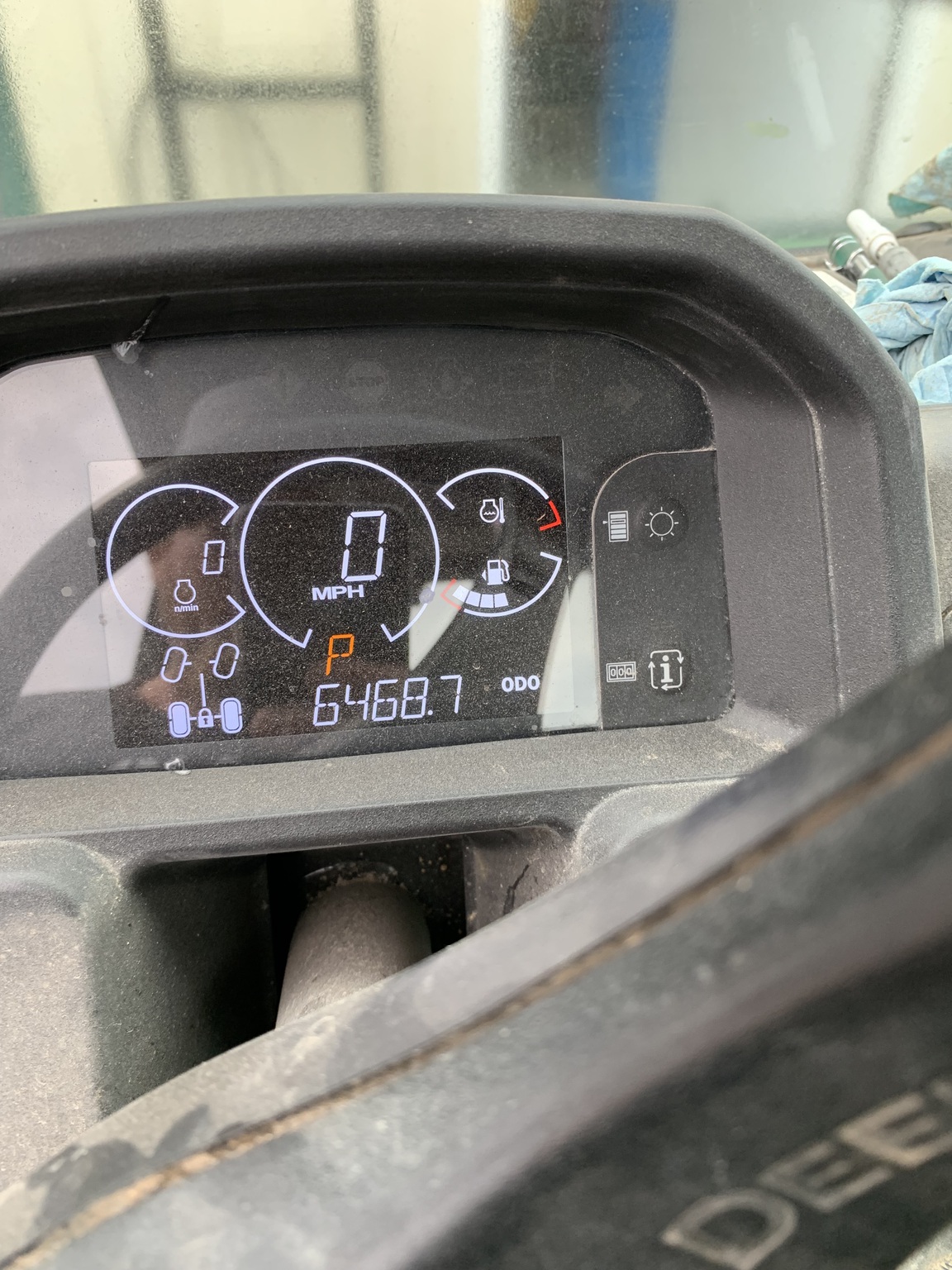  2023 John Deere XUV 835M at LandMark in Marysville, KS