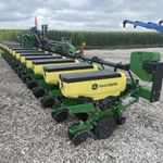  2021 John Deere 1725 at LandMark in Fairfield, NE