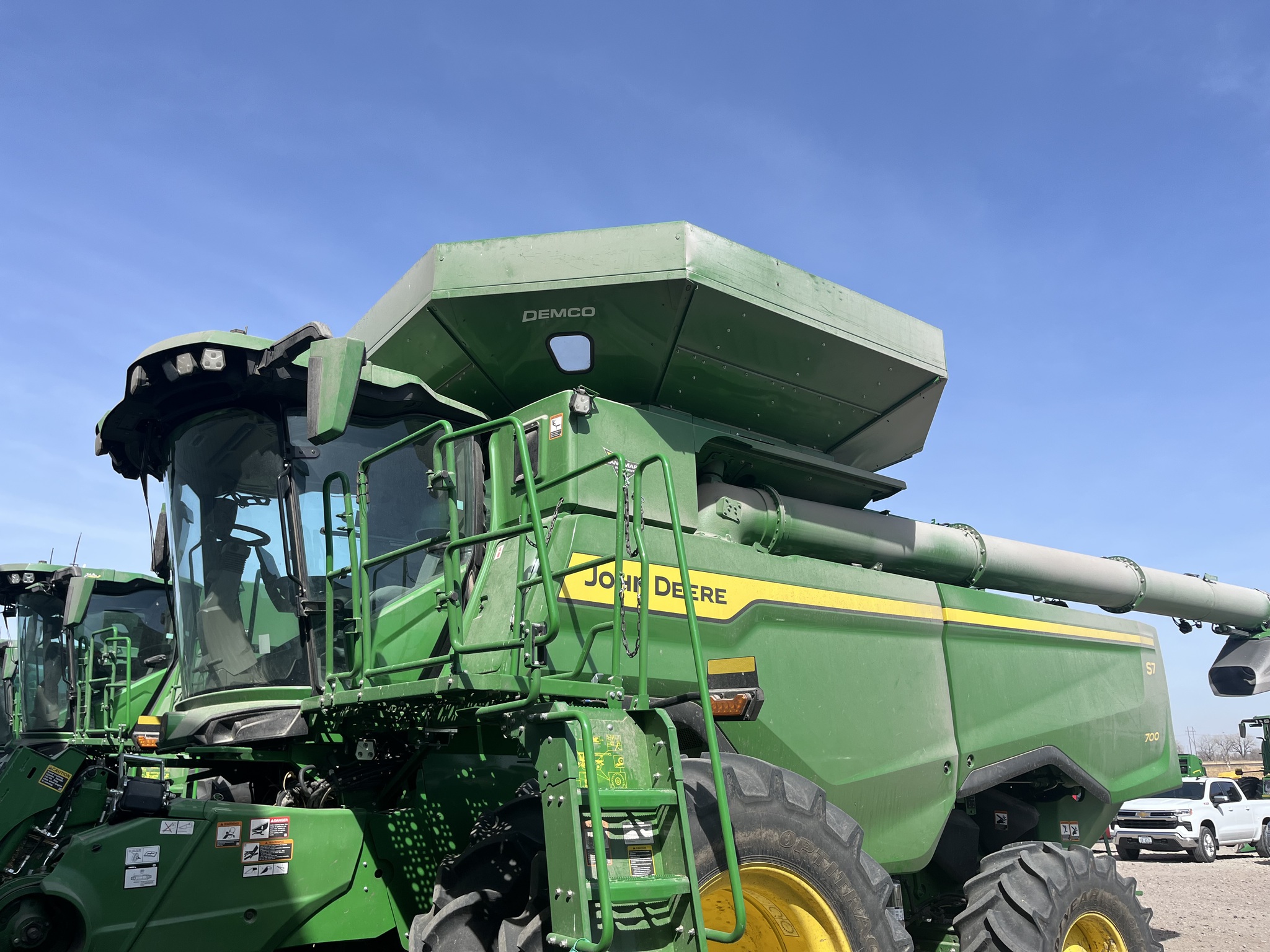  2025 John Deere S7 700 at LandMark in Lexington, NE