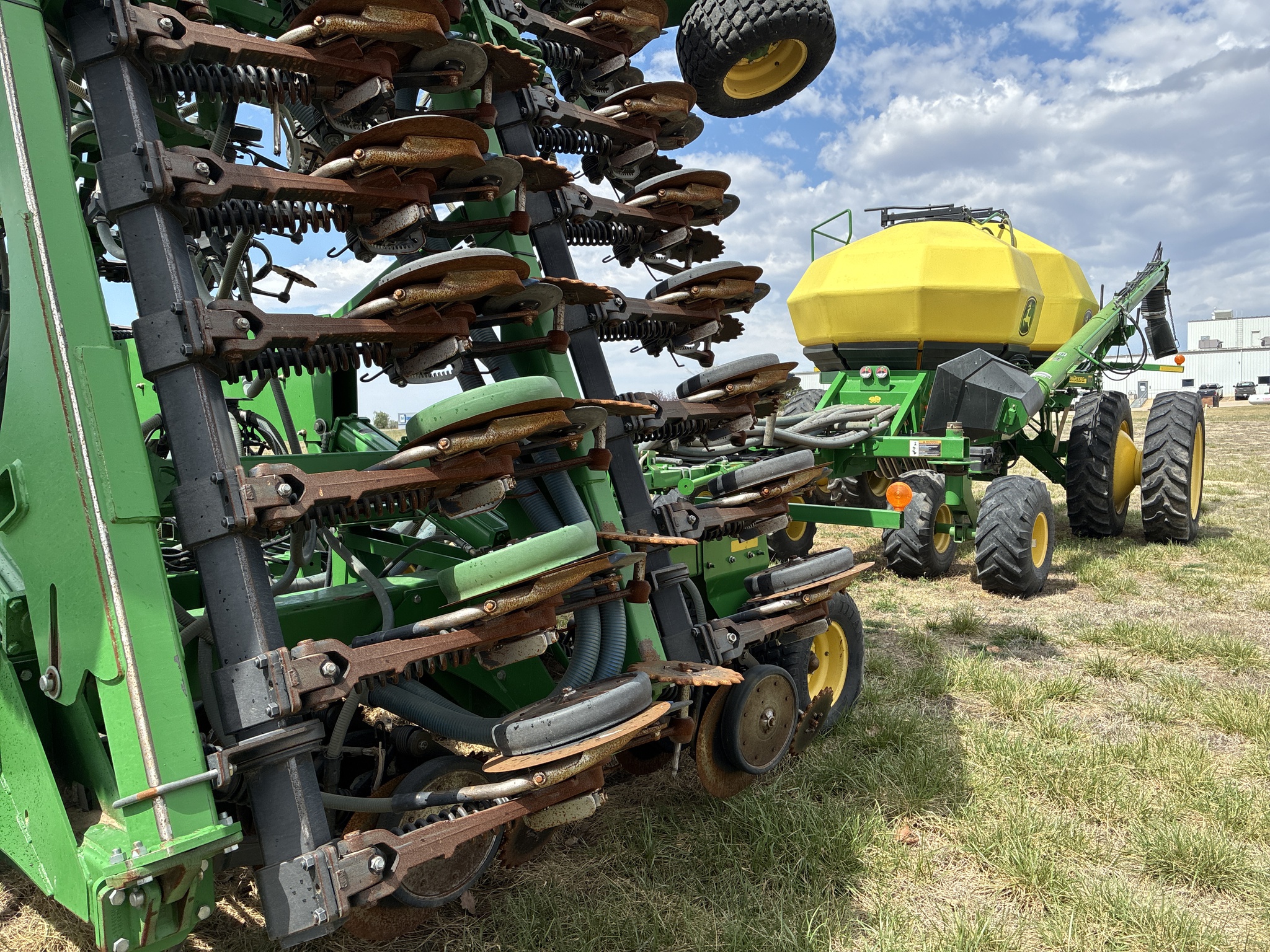  2013 John Deere 1890 at LandMark in Hebron, NE