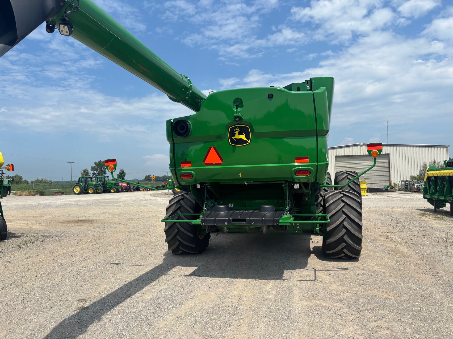 On Lot 2024 John Deere S780 at Tri County Equipment Caro, MI