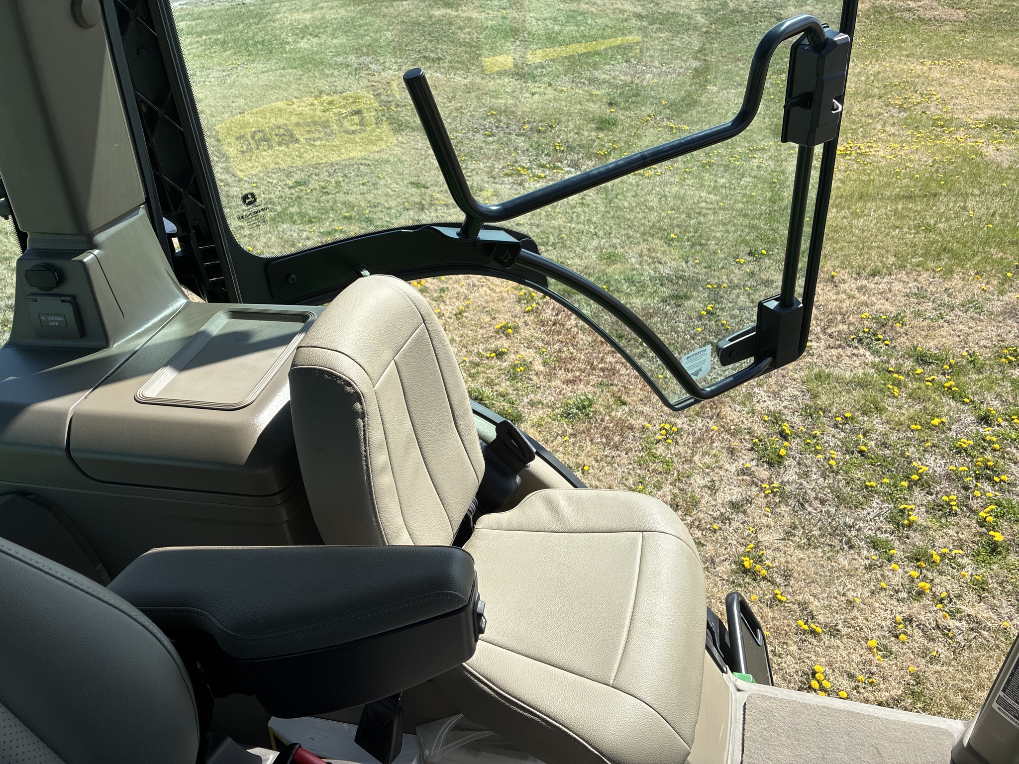  2025 John Deere 8RX 410 at LandMark in Beatrice, NE
