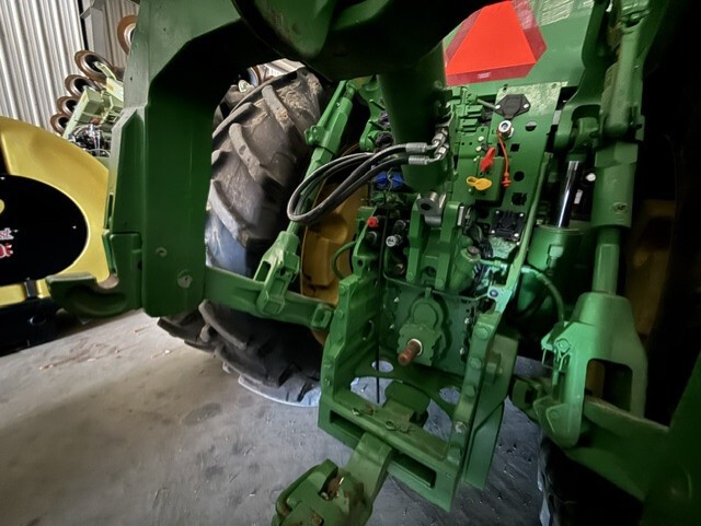  2023 John Deere 8R 410 at LandMark in Gothenburg, NE