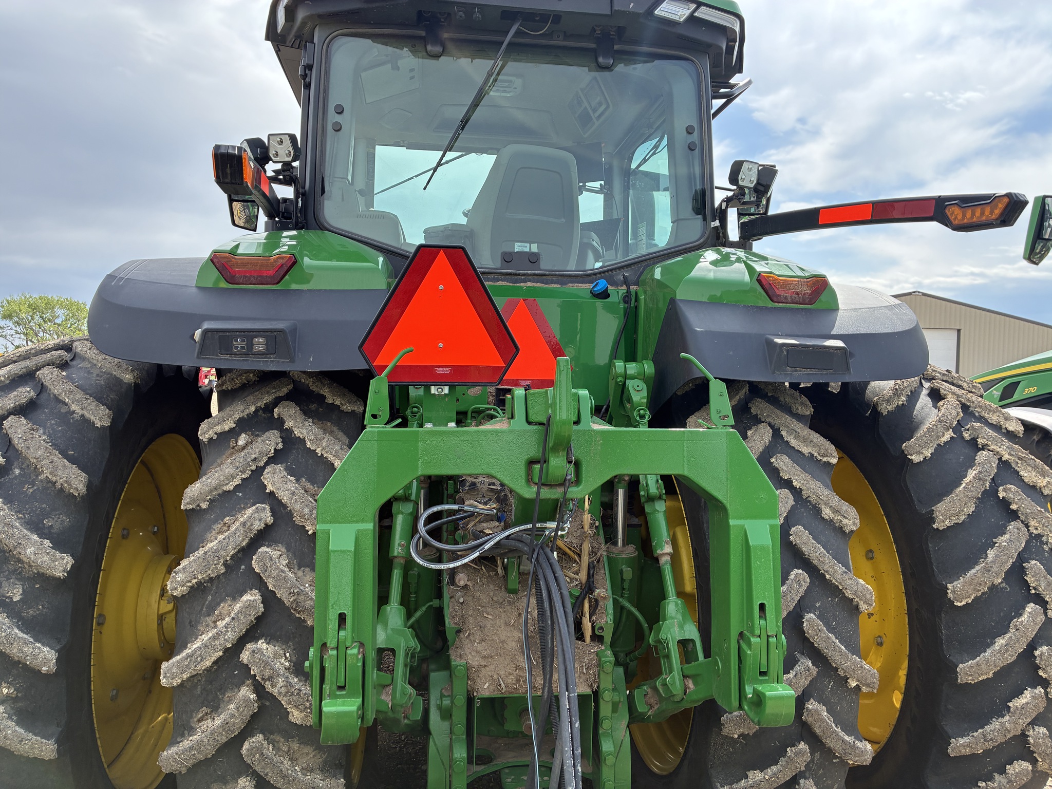  2025 John Deere 8R 370 at LandMark in Hebron, NE