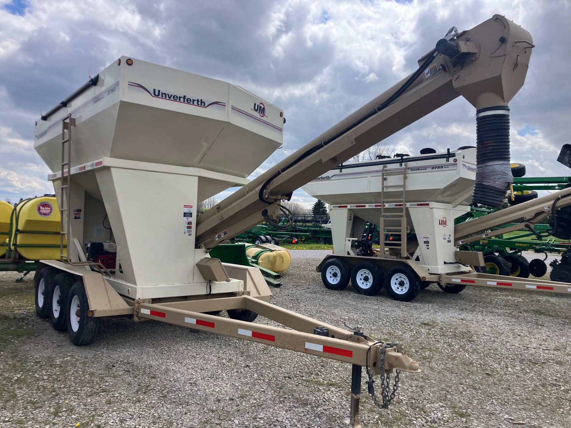 On Lot 2011 Unverferth 3750 at Tri County Equipment Caro, MI