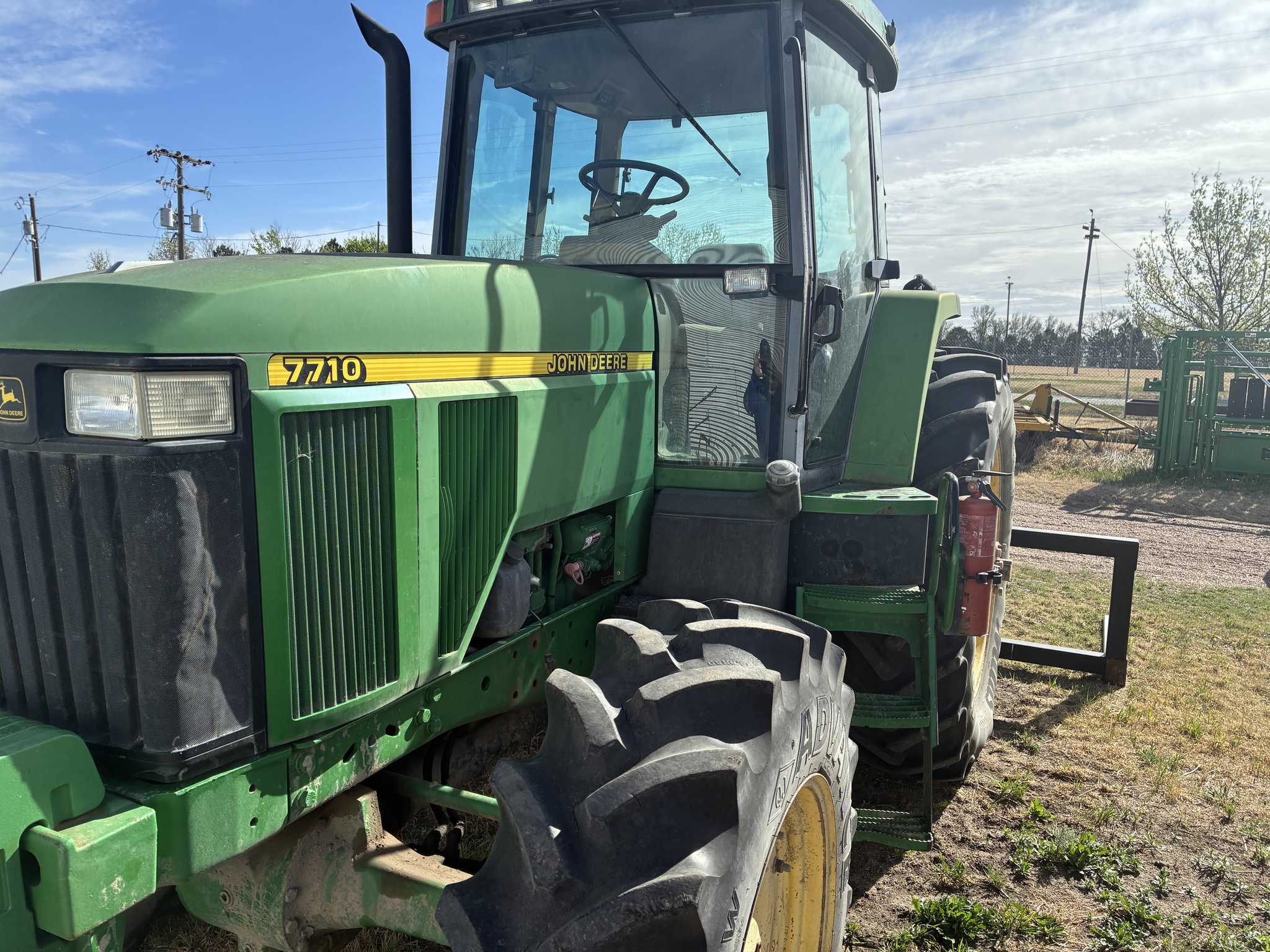  1998 John Deere 7710 at LandMark in Gothenburg, NE