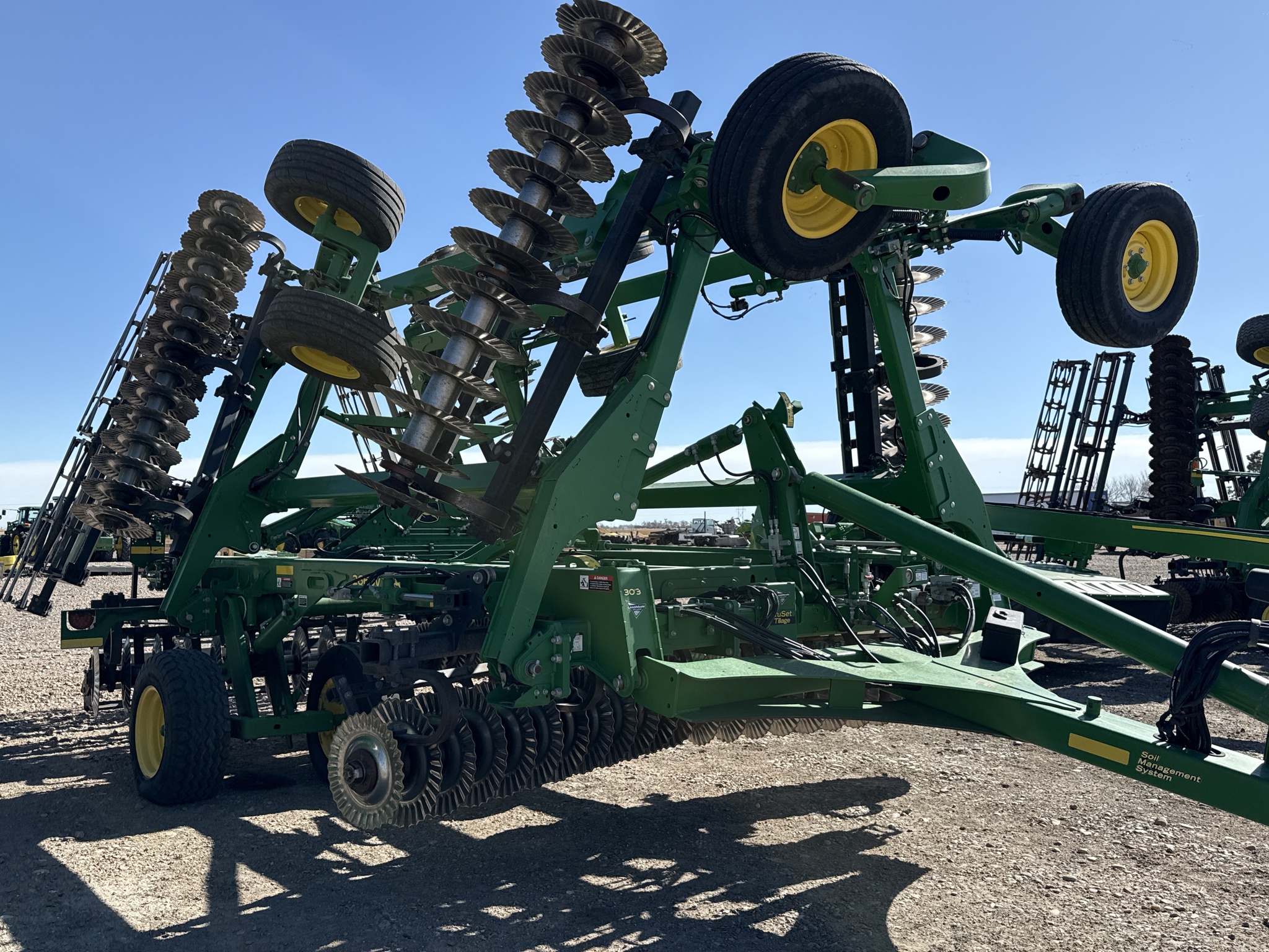  2019 John Deere 2660VT at LandMark in Lexington, NE