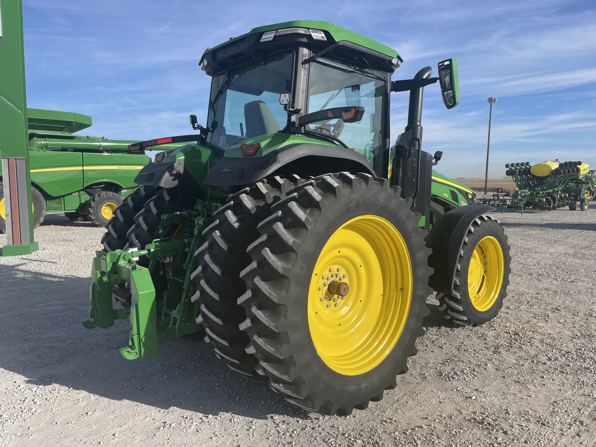 2024 John Deere 8R 310 at LandMark in Fairfield, NE