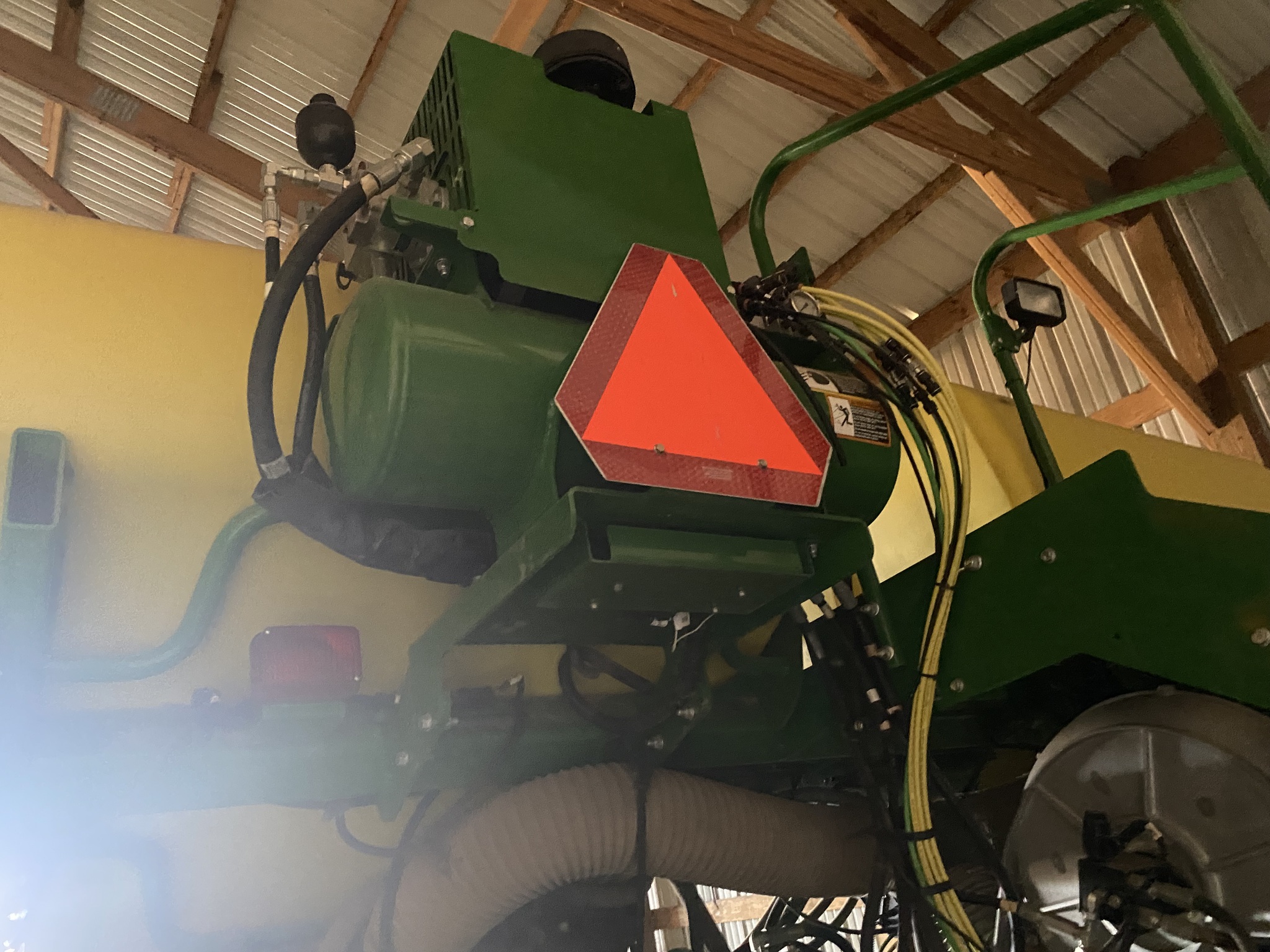  2018 John Deere 1775NT at LandMark in Hebron, NE