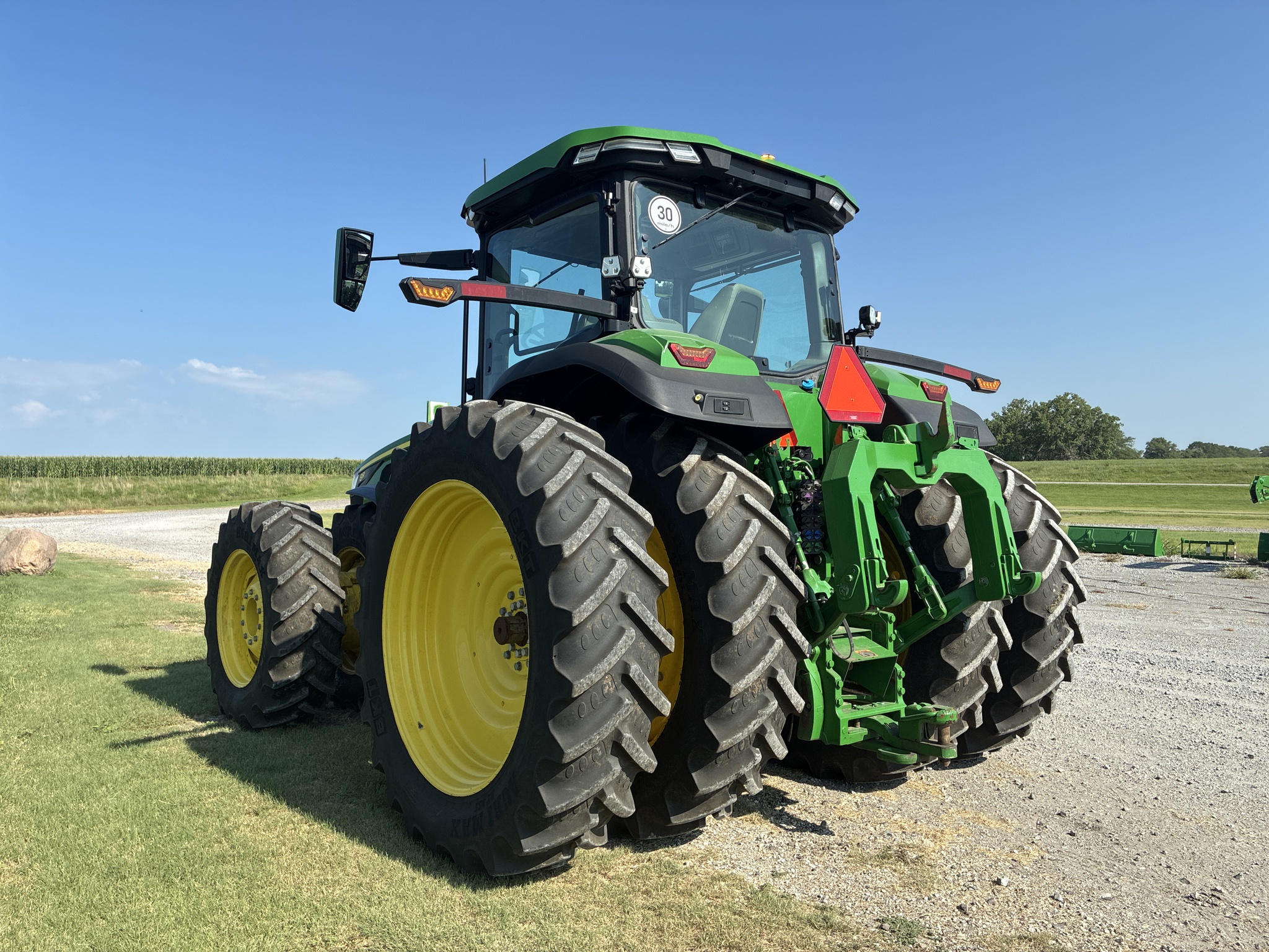  2024 John Deere 8R 370 at LandMark in Marysville, KS