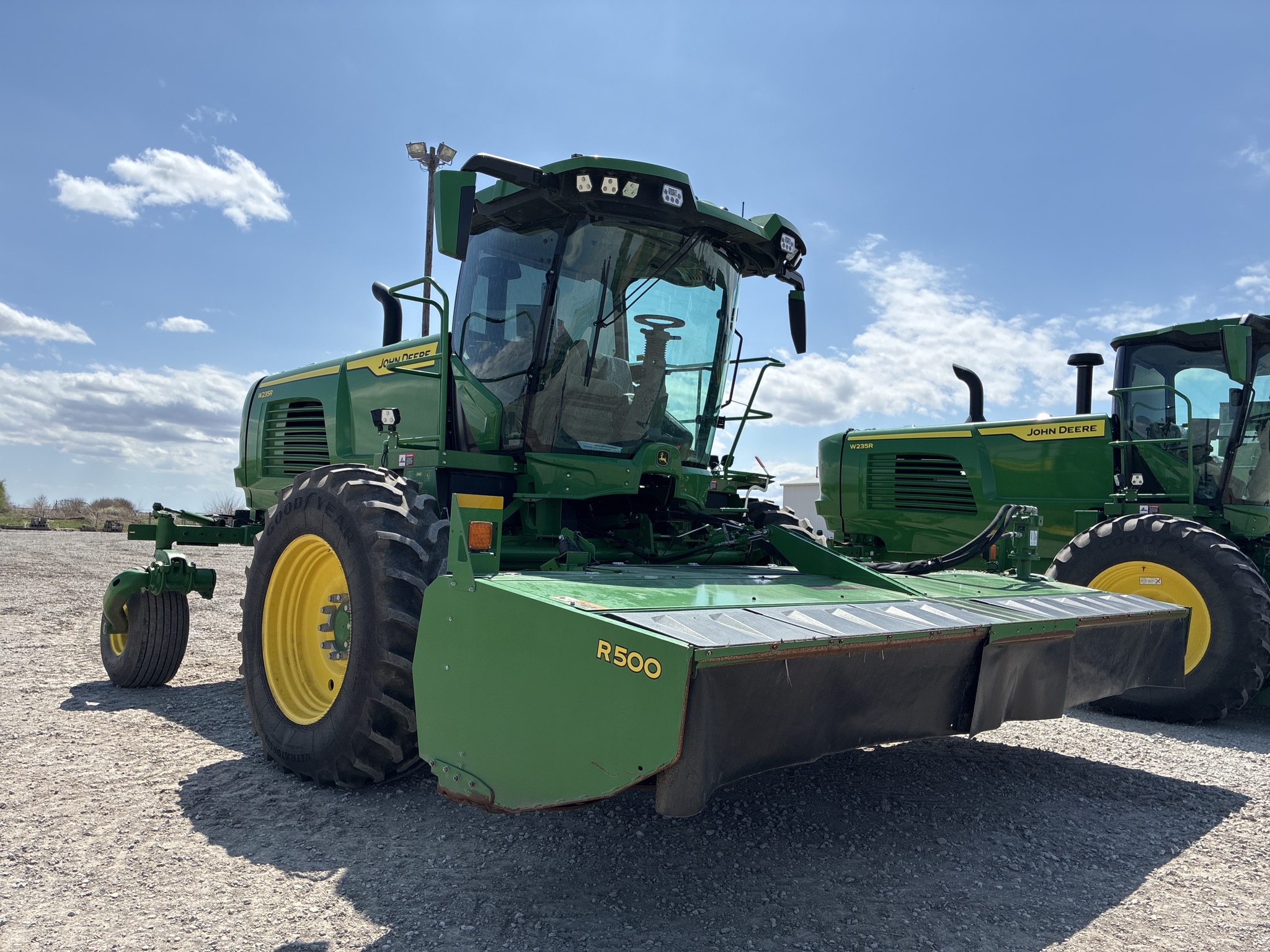  2024 John Deere W235R at LandMark in Fairfield, NE